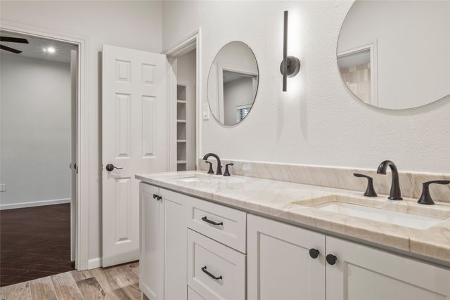 2910 Eagles Nest Court, Midlothian, TX 76065