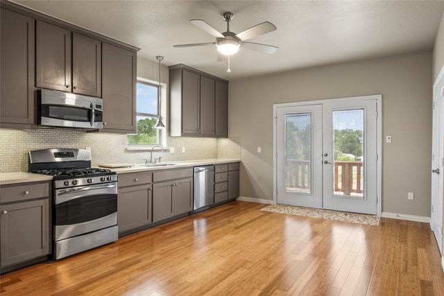 2910 Eagles Nest Court, Midlothian, TX 76065