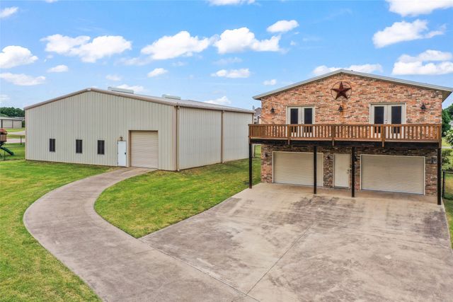 2910 Eagles Nest Court, Midlothian, TX 76065
