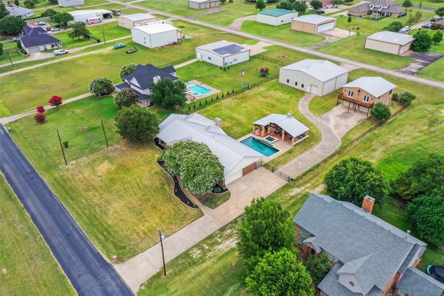 2910 Eagles Nest Court, Midlothian, TX 76065
