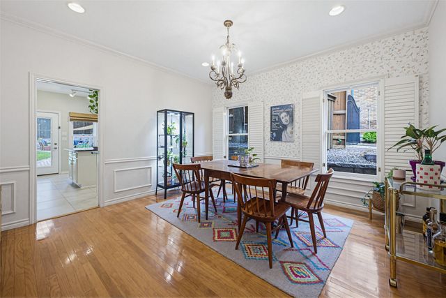 1123 Clermont Avenue, Dallas, TX 75223