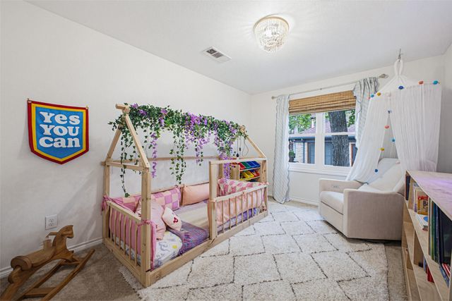 1123 Clermont Avenue, Dallas, TX 75223