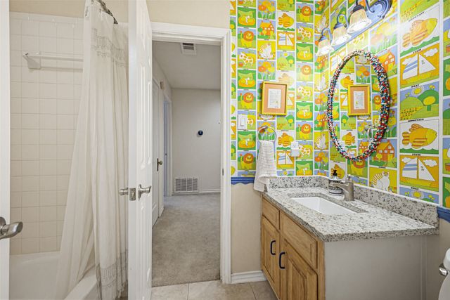 1123 Clermont Avenue, Dallas, TX 75223