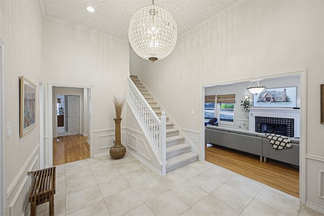 1123 Clermont Avenue, Dallas, TX 75223