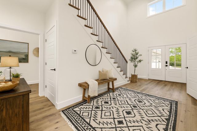 288 W Canterbury Drive, Bronston, KY 42518