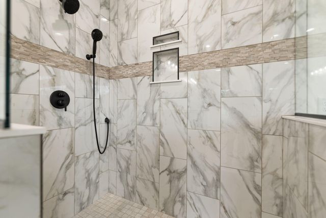 288 W Canterbury Drive, Bronston, KY 42518