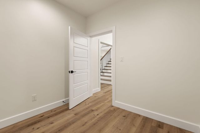 288 W Canterbury Drive, Bronston, KY 42518