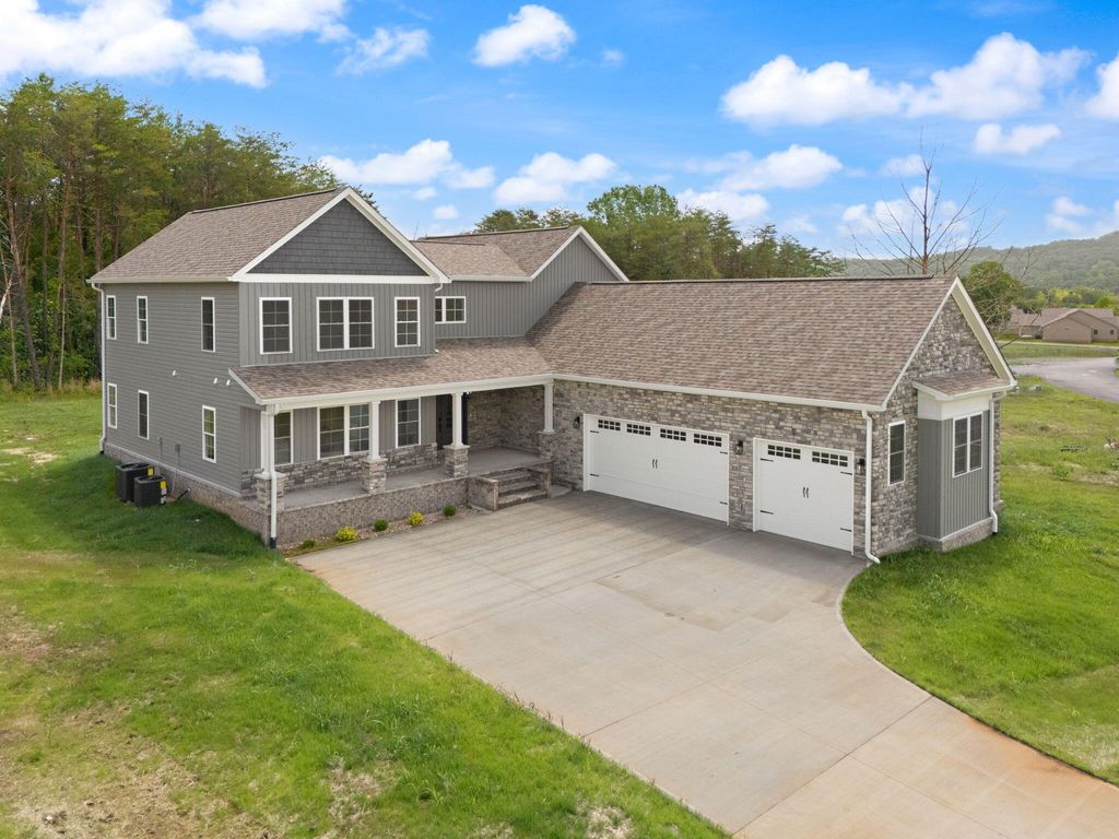 288 W Canterbury Drive, Bronston, KY 42518