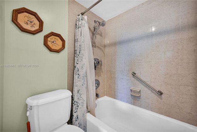 1101 Colony Point Cir 422, Pembroke Pines, FL 33026