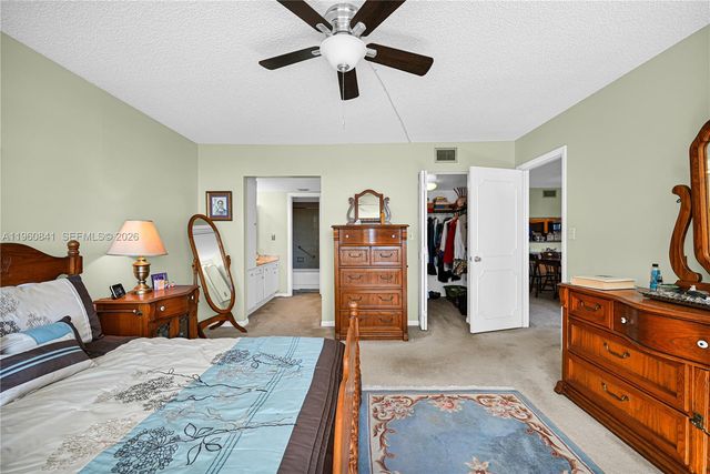 1101 Colony Point Cir 422, Pembroke Pines, FL 33026