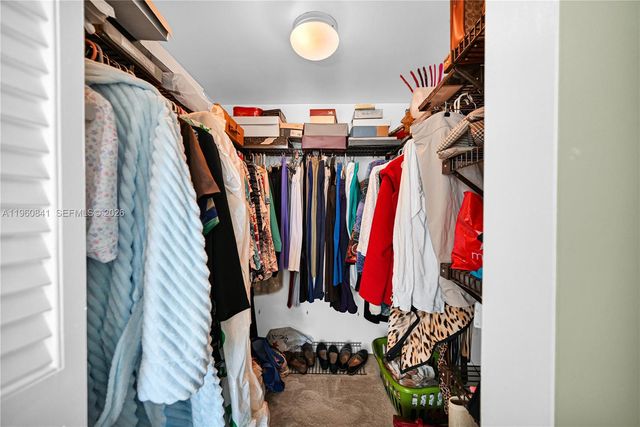 1101 Colony Point Cir 422, Pembroke Pines, FL 33026