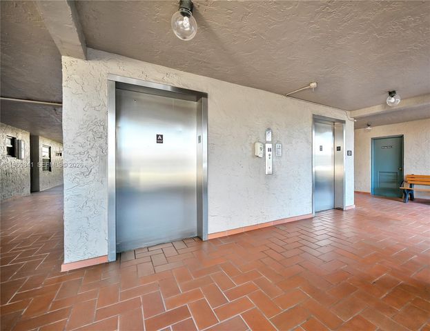 1101 Colony Point Cir 422, Pembroke Pines, FL 33026