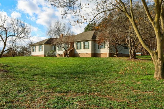 948 BATTLEFIELD BLUFF DR, New Market, VA 22844