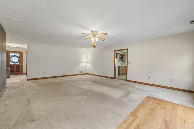 948 BATTLEFIELD BLUFF DR, New Market, VA 22844