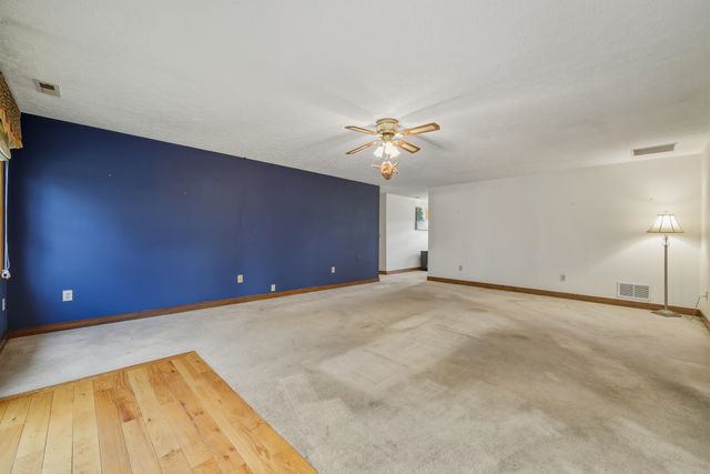 948 BATTLEFIELD BLUFF DR, New Market, VA 22844