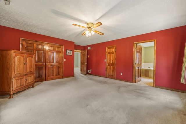 948 BATTLEFIELD BLUFF DR, New Market, VA 22844