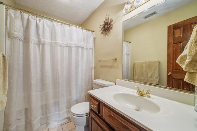 948 BATTLEFIELD BLUFF DR, New Market, VA 22844