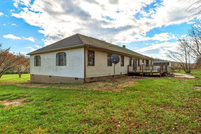 948 BATTLEFIELD BLUFF DR, New Market, VA 22844