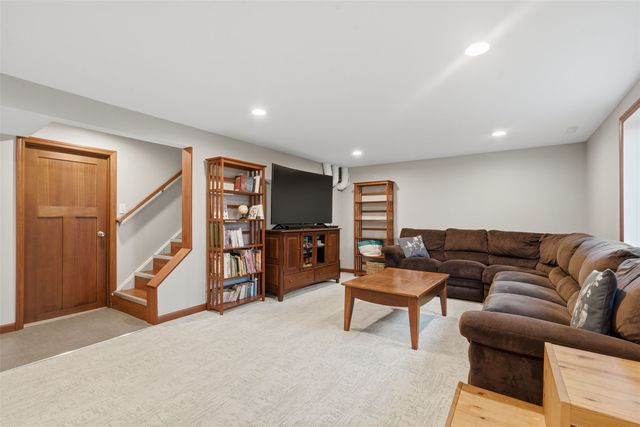 263 Larick Drive, Marion, IA 52302