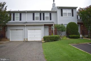 99 BROOKVIEW CIR, Monroe Township, NJ 08831