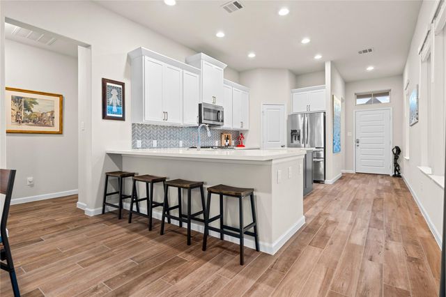 138 Reef Band DR, Kyle, TX 78640