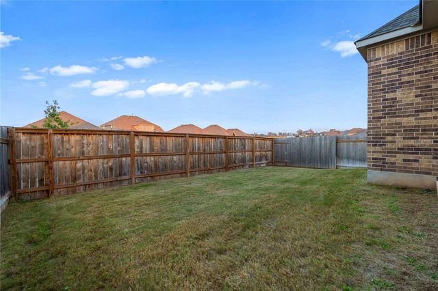 138 Reef Band DR, Kyle, TX 78640