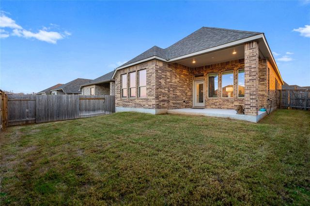 138 Reef Band DR, Kyle, TX 78640