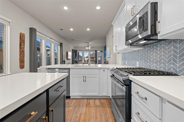 138 Reef Band DR, Kyle, TX 78640