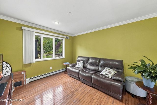 253 Constitution Avenue, Toms River, NJ 08753
