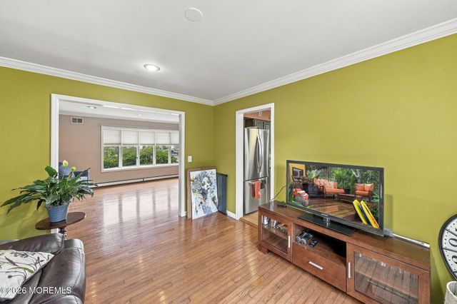 253 Constitution Avenue, Toms River, NJ 08753