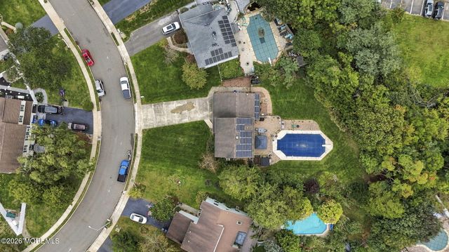 253 Constitution Avenue, Toms River, NJ 08753