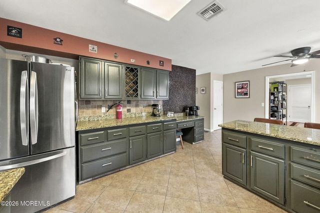 253 Constitution Avenue, Toms River, NJ 08753