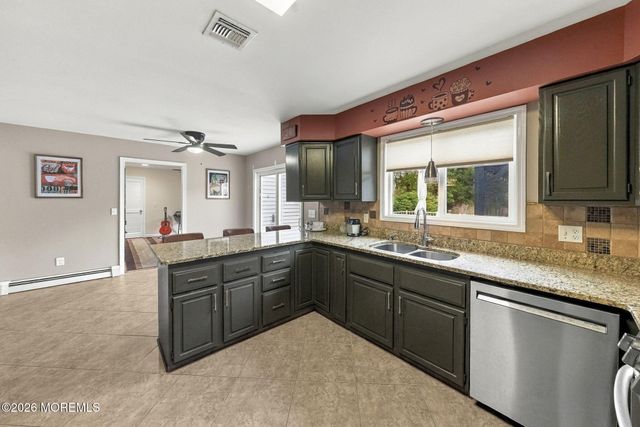 253 Constitution Avenue, Toms River, NJ 08753