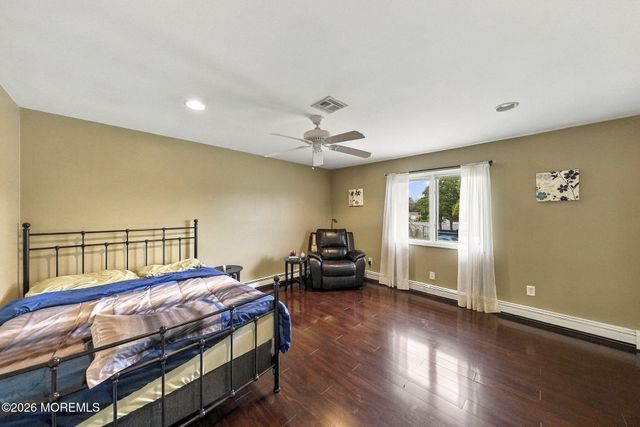 253 Constitution Avenue, Toms River, NJ 08753