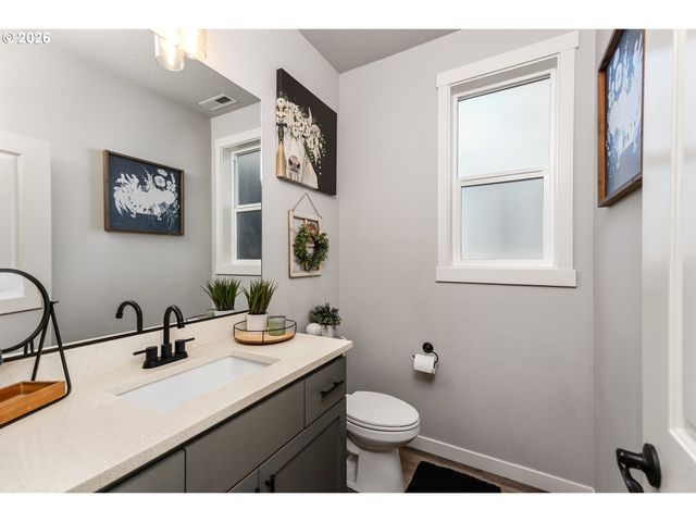 4945 CONSTELLATION Ave, Salem, OR 97305
