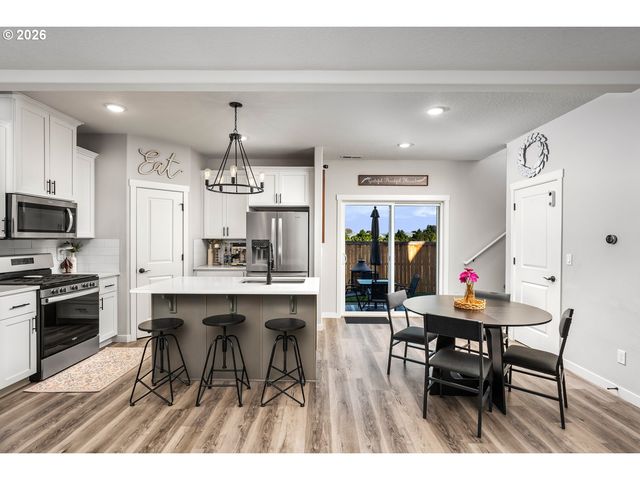 4945 CONSTELLATION Ave, Salem, OR 97305
