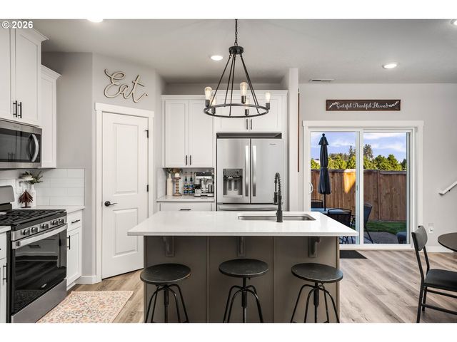 4945 CONSTELLATION Ave, Salem, OR 97305