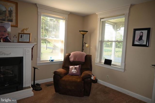 2420 ALLENTOWN RD, Quakertown, PA 18951