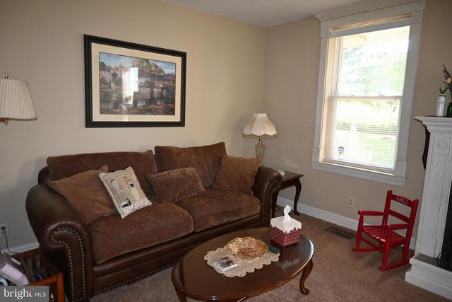 2420 ALLENTOWN RD, Quakertown, PA 18951