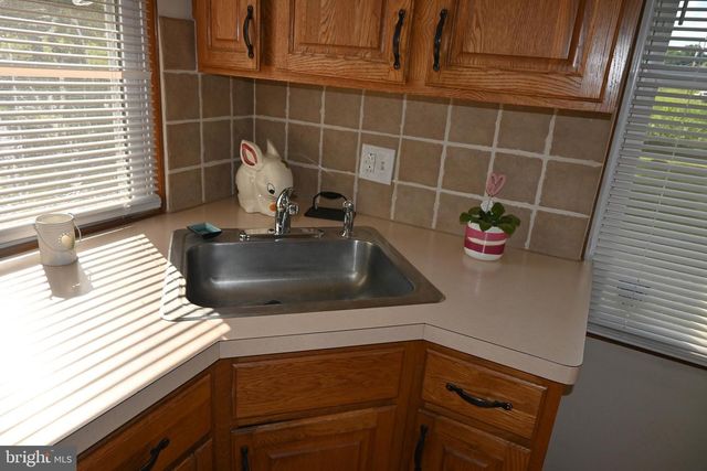 2420 ALLENTOWN RD, Quakertown, PA 18951