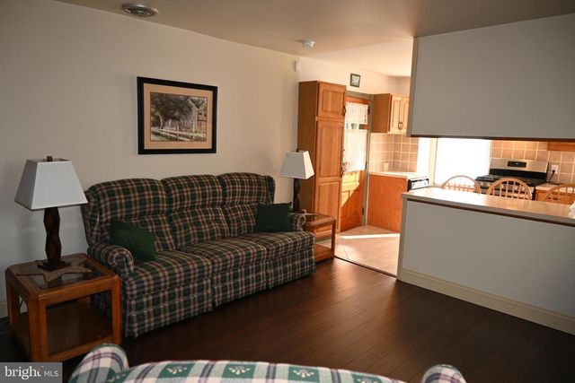 2420 ALLENTOWN RD, Quakertown, PA 18951