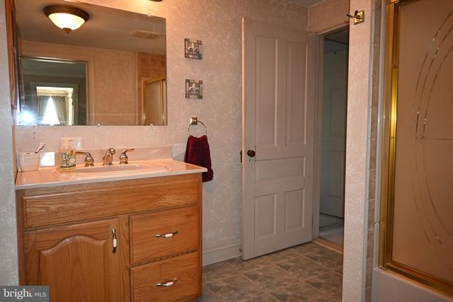 2420 ALLENTOWN RD, Quakertown, PA 18951