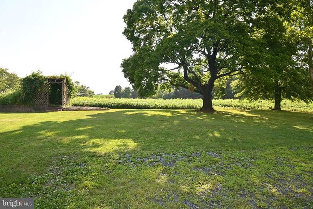 2420 ALLENTOWN RD, Quakertown, PA 18951