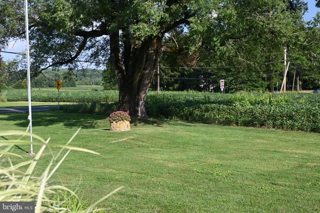 2420 ALLENTOWN RD, Quakertown, PA 18951