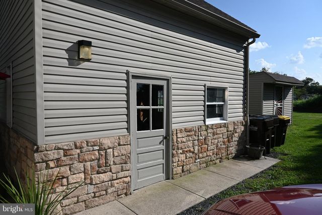 2420 ALLENTOWN RD, Quakertown, PA 18951