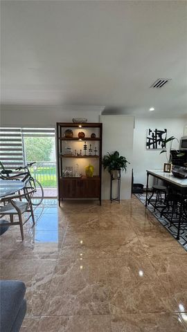 4713 NW 7th St 205-1, Miami, FL 33126