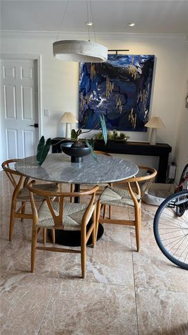 4713 NW 7th St 205-1, Miami, FL 33126