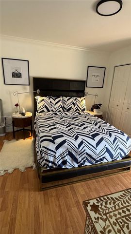 4713 NW 7th St 205-1, Miami, FL 33126