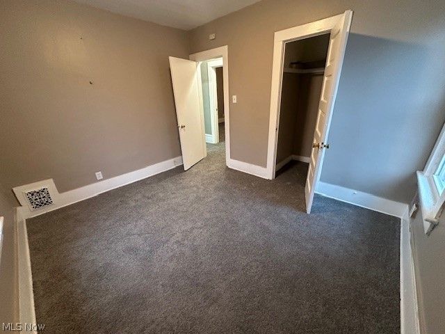 483 Douglas Street, Akron, OH 44307