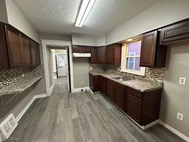 483 Douglas Street, Akron, OH 44307